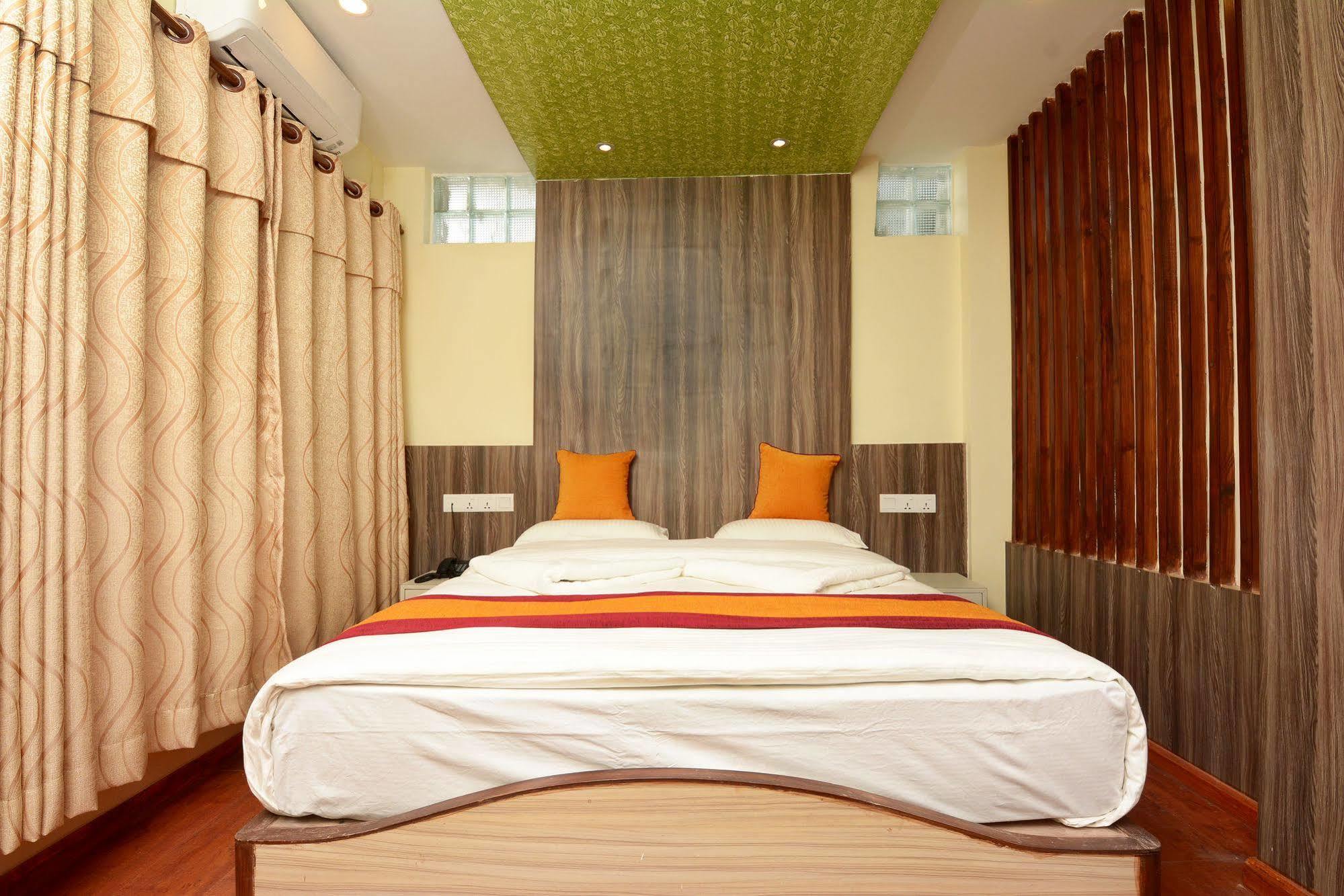 Maya Boutique Hotel Kathmandu Exteriör bild